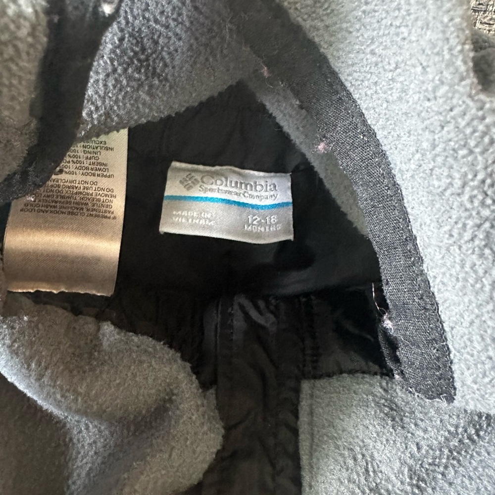 ❄️ Columbia Black Snowpant Overalls 👶 12-18 Months | Warm & Waterproof! - Picture 4 of 5